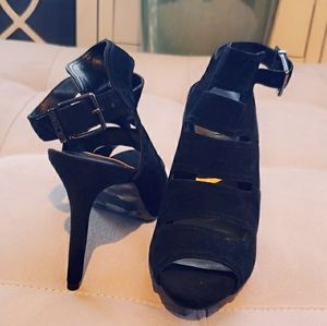 Gianni Bini heel